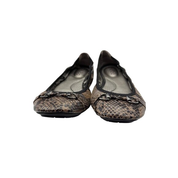 Me Too Womens Snake Print Ballet Flats Size 7.5 With Metal Accents - Picture 2 of 11